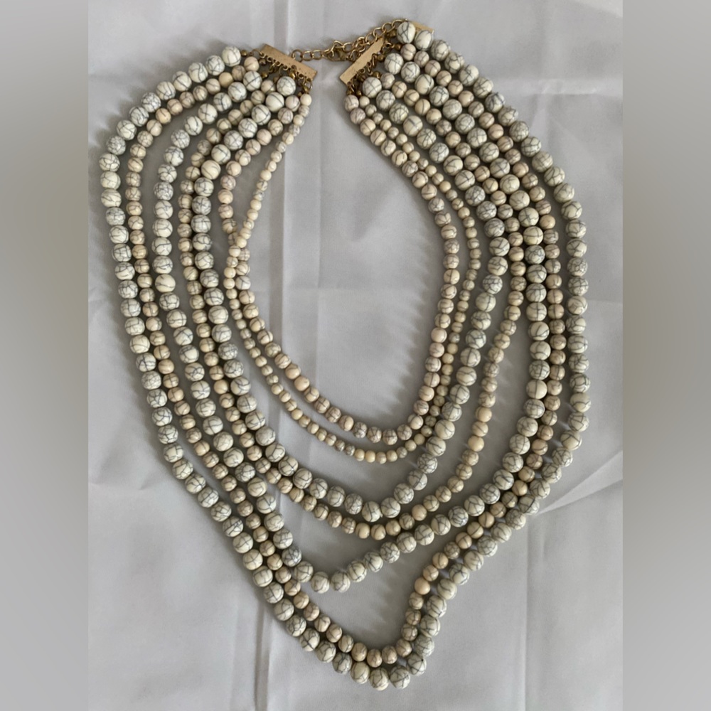 Faux Marble Bead Necklace (discounts on necklace bundles)